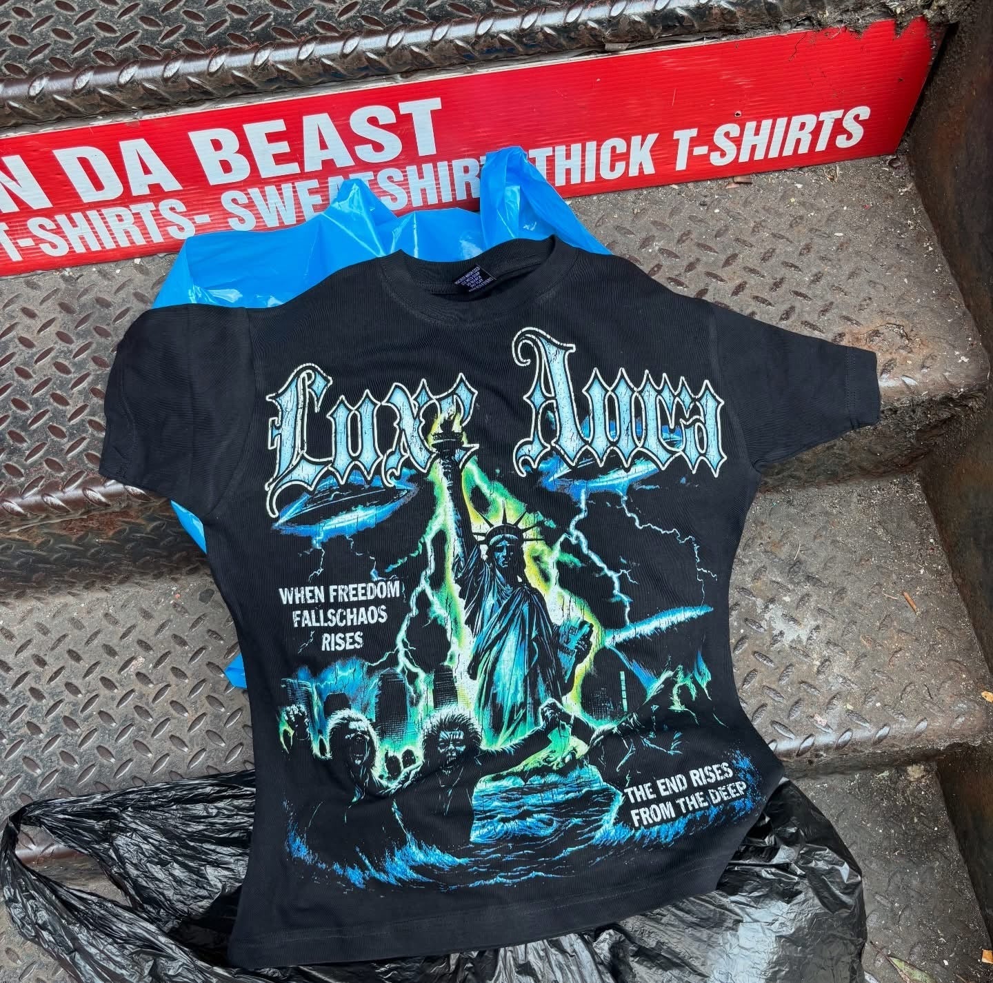 Luxe Aura When Freedom Falls Heavy Weight Tee